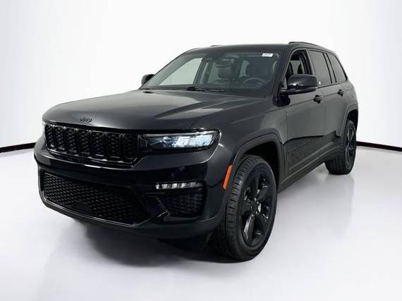JEEP GRAND CHEROKEE 2023 1C4RJHBG4PC501799 image